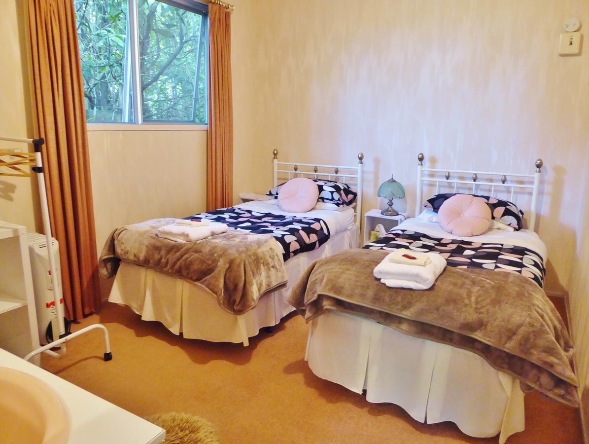 Mount Tutu Eco-Sanctuary Bed & Breakfast Ohauiti Room photo